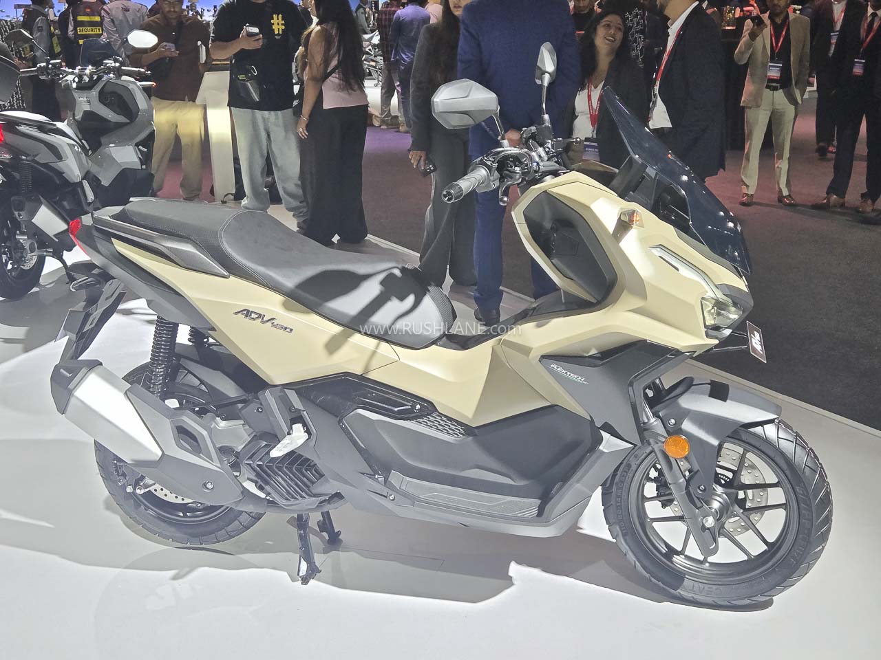 Honda ADV160 Launch Price Rs 1.70 Lakh – India’s First ADV E85 Flex Fuel Scooter