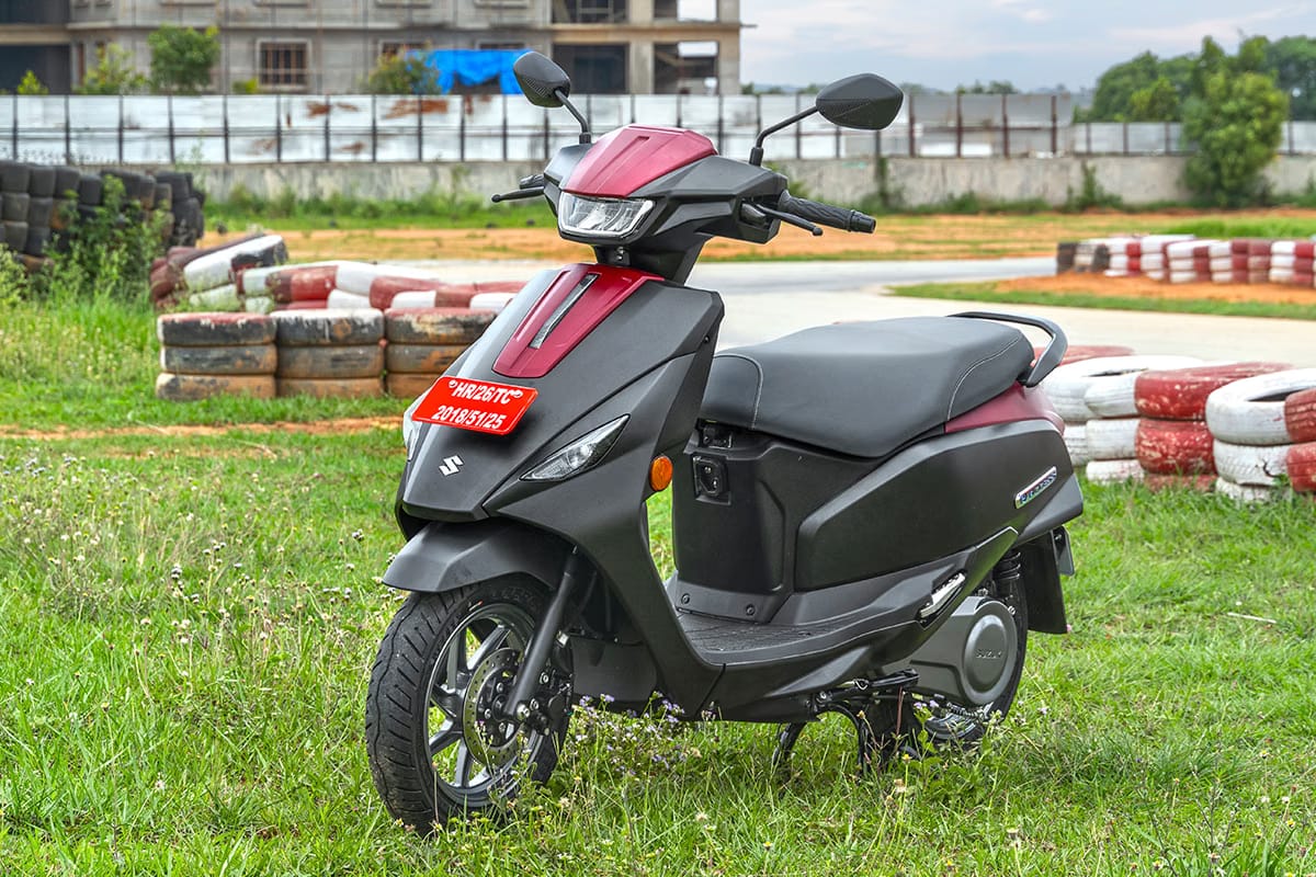 Suzuki e-Access: 2 reasons to buy and 2 reasons to skip it