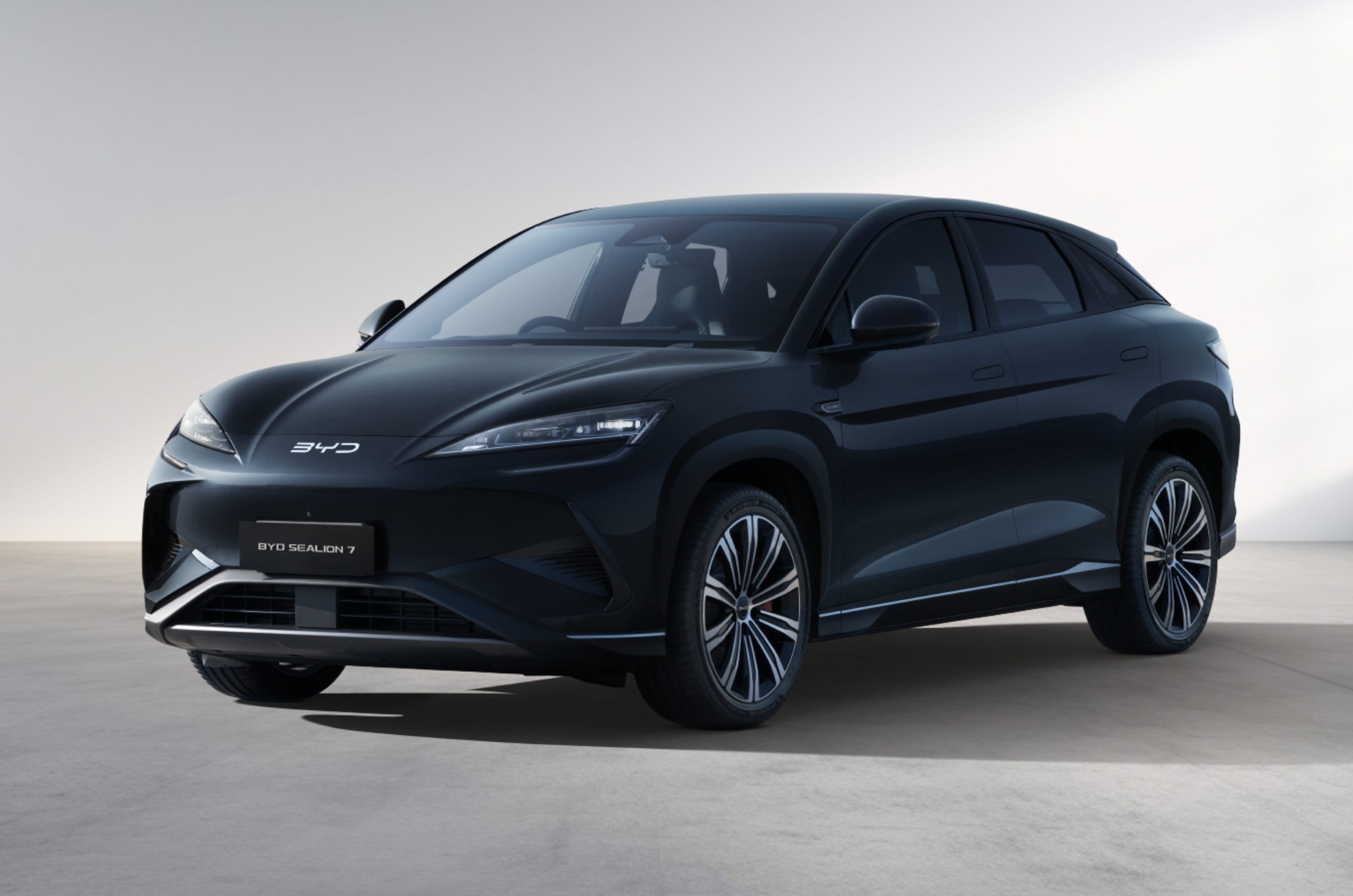 Entry-level BYD Sealion 7 Dynamic trim launched at Rs 41.90 lakh