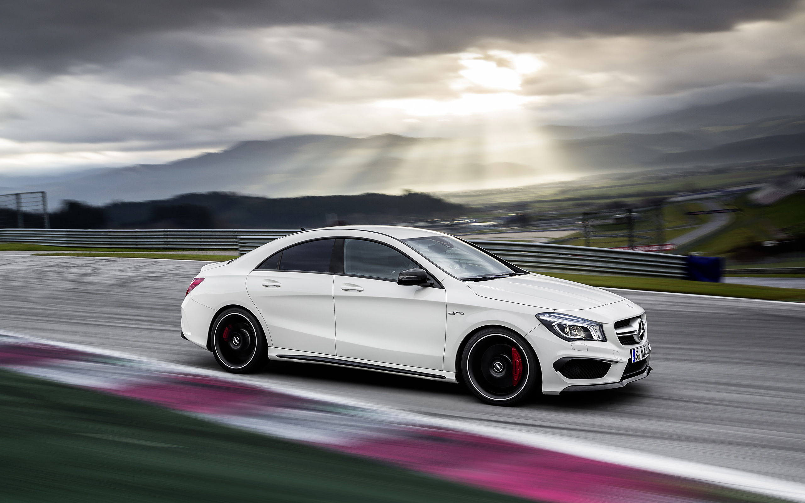 Mercedes Benz